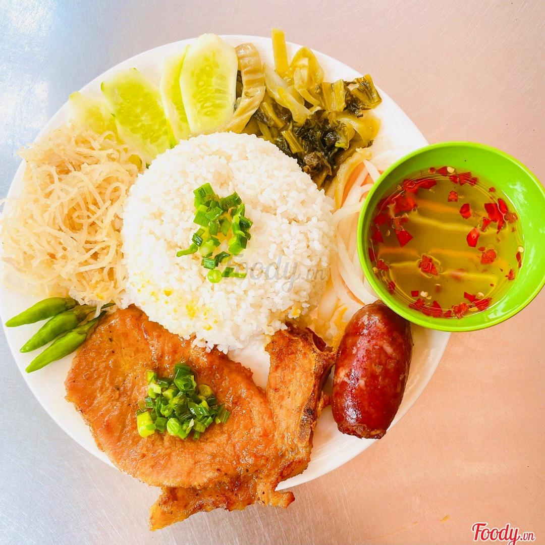 com-tam-suon-bi-lap-xuong