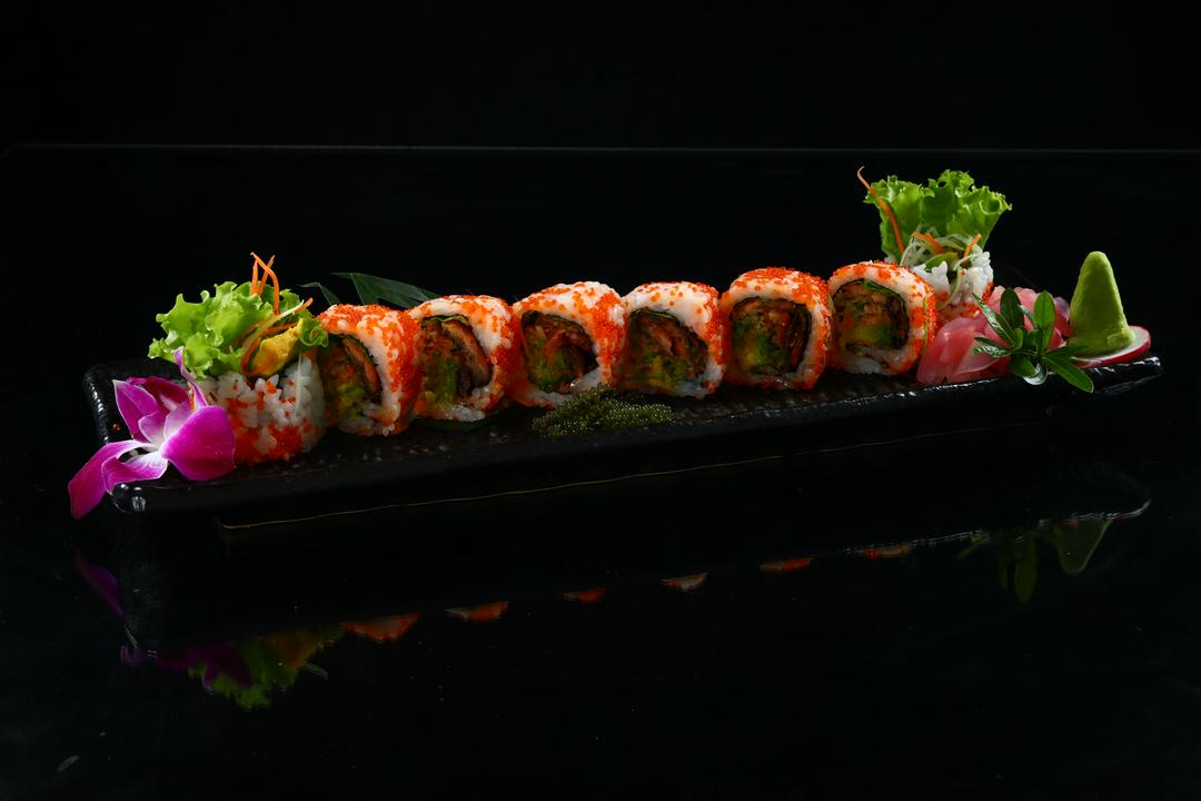sake-kawa-maki-com-cuon-da-ca-hoi-nuong-bo