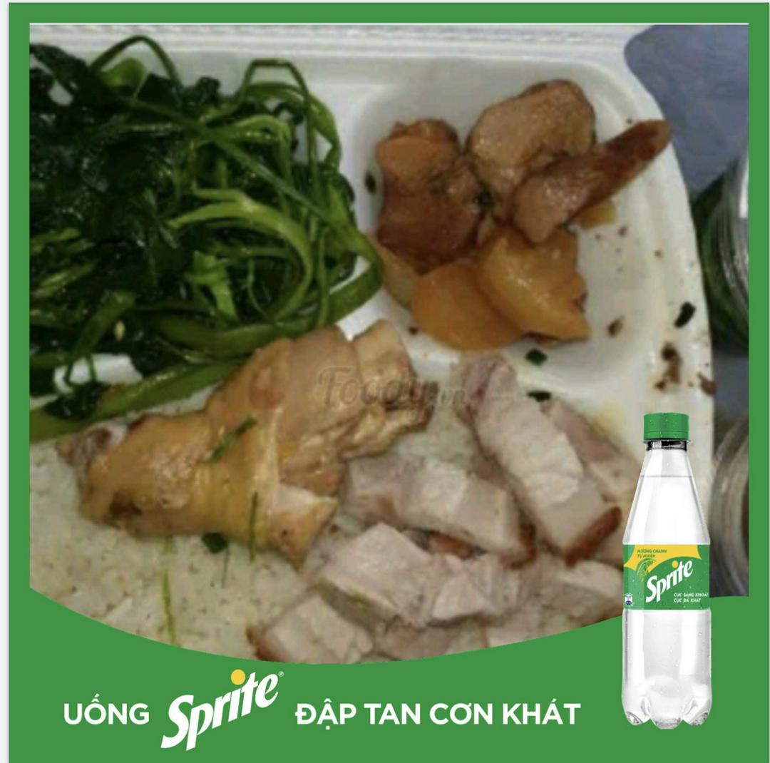 com-thit-quay-thit-kho-ga-rang-sprite-coca