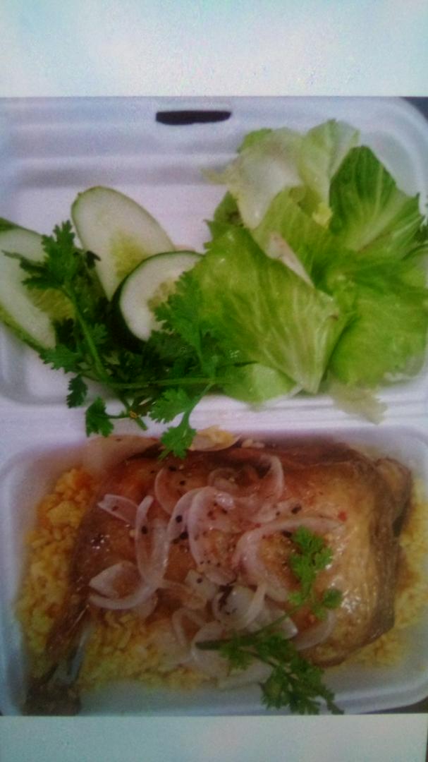 com-ui-ga-goc-tu-chien-nuoc-mam