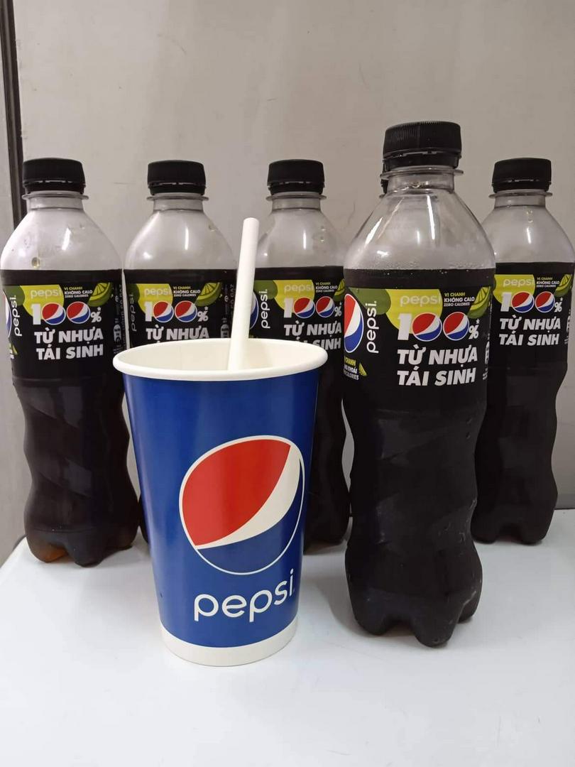 pepsi-black-chanh-chai-390ml