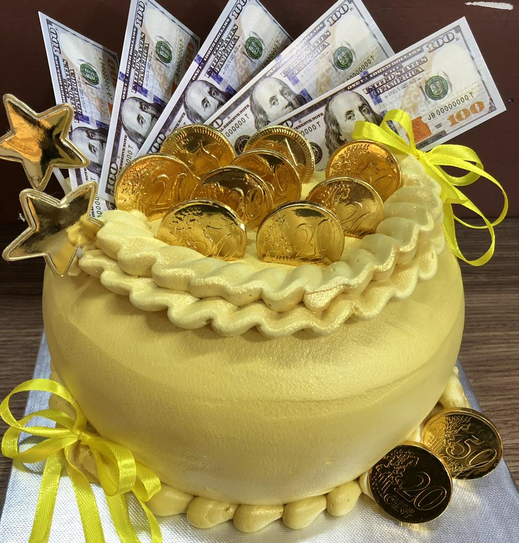 banh-kem-hu-vang-20cm