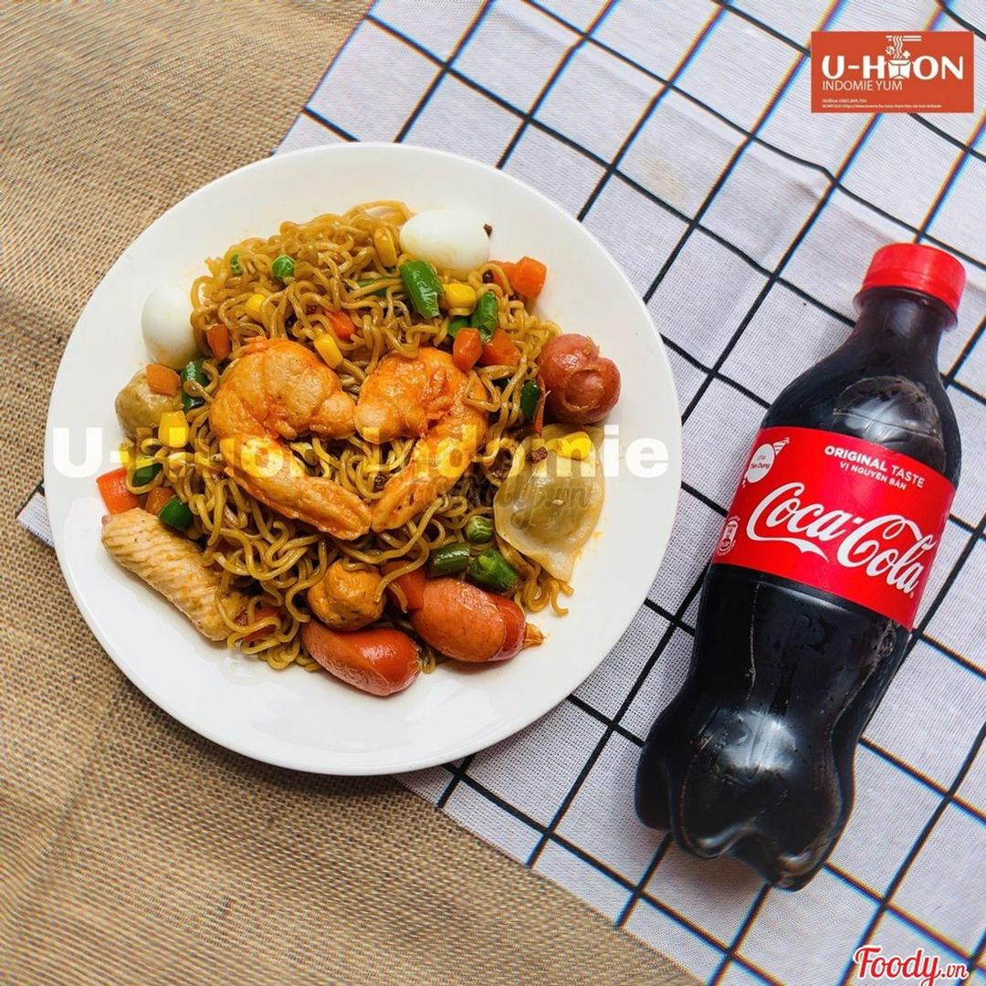 mi-tron-thap-cam-coca-300ml