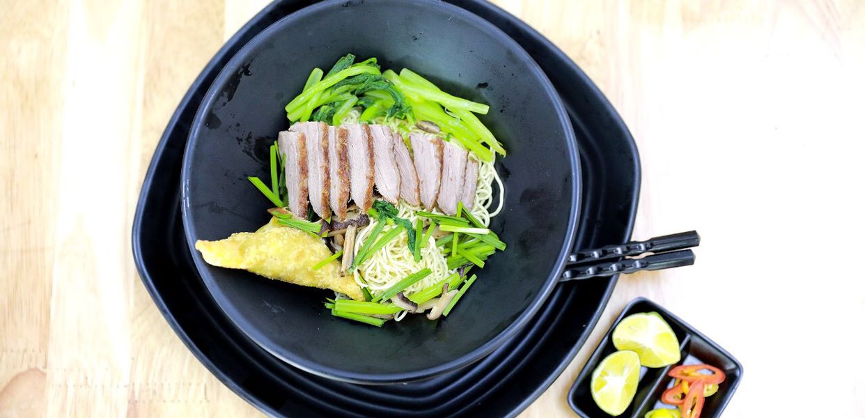 mi-van-than-mi-vit-tiem-a-cuong-lac-trung