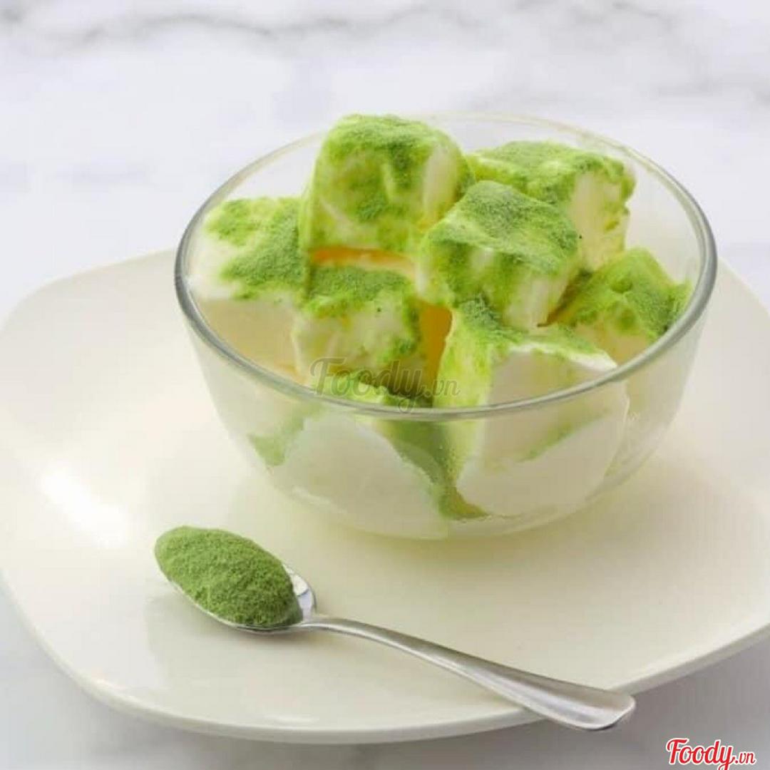 sua-chua-deo-tra-xanh