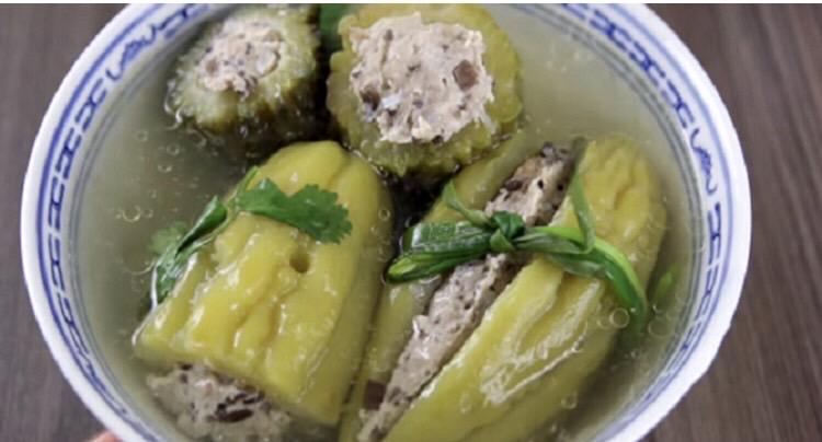 com-kho-qua-nhoi-thit