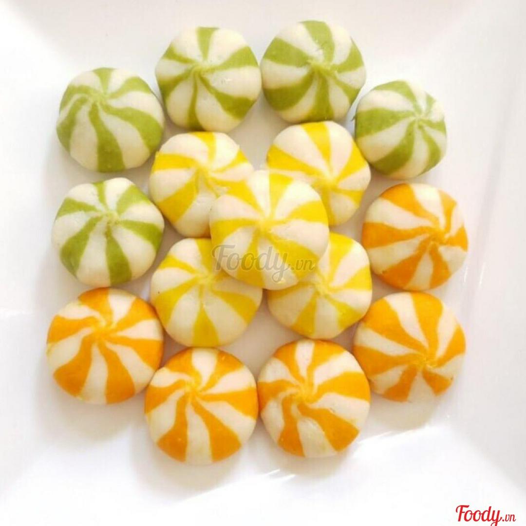 banh-bao-trung-ca-chien-3-vien