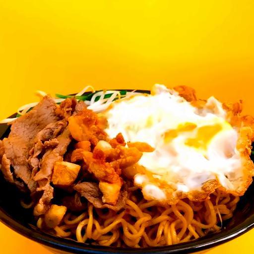 mi-tron-bo-xao-op-la-top-mo-nuoc-sam