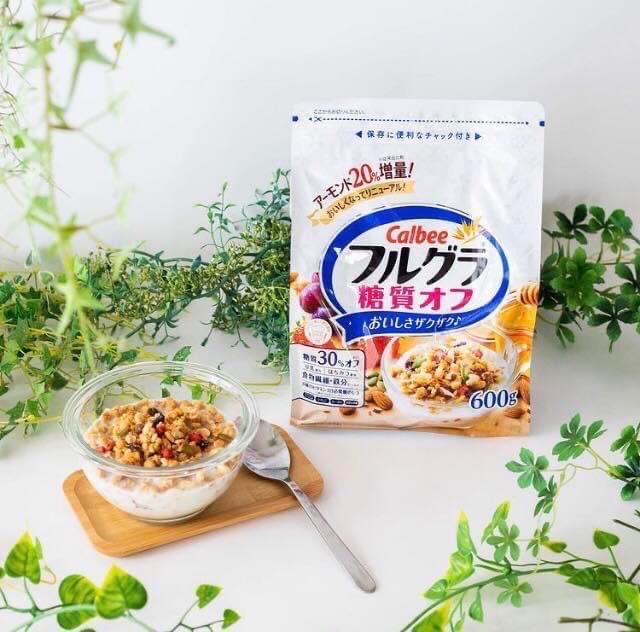 sua-chua-deo-ngu-coc-nhat