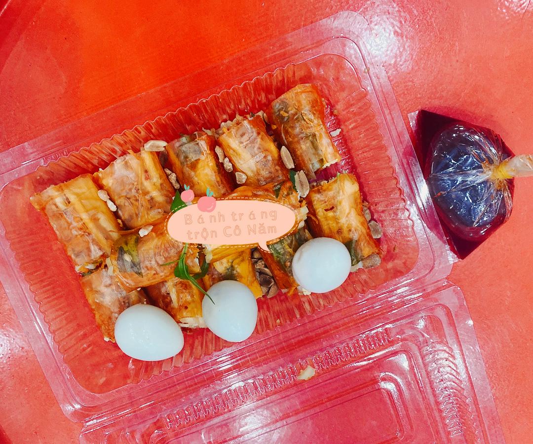 banh-trang-cuon-nhieu-trung