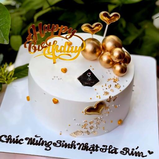 banh-trang-tri-hien-ai-vang-kim