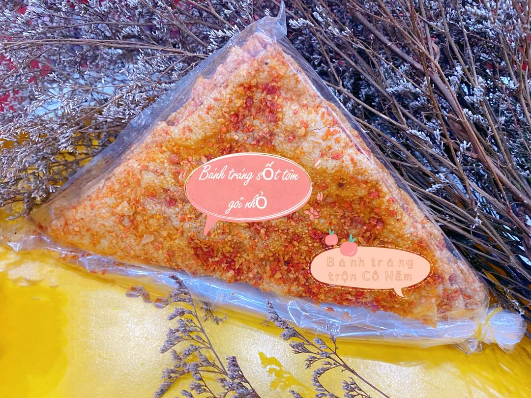 banh-trang-sot-tom-an-lien-goi-nho