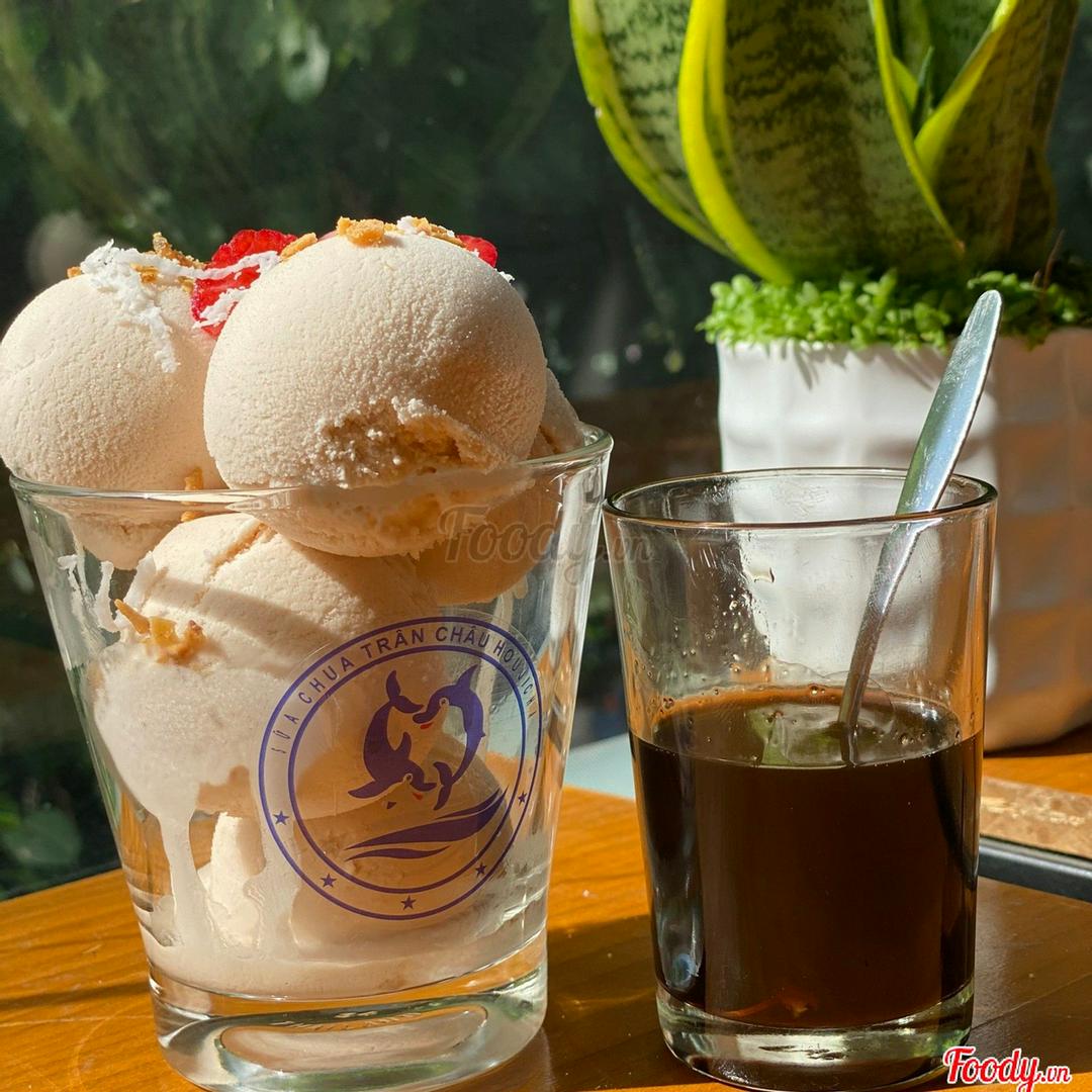 kem-tra-sua-tran-chau-uong-en