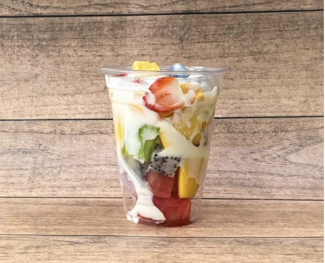 trai-cay-dam-sua-chua