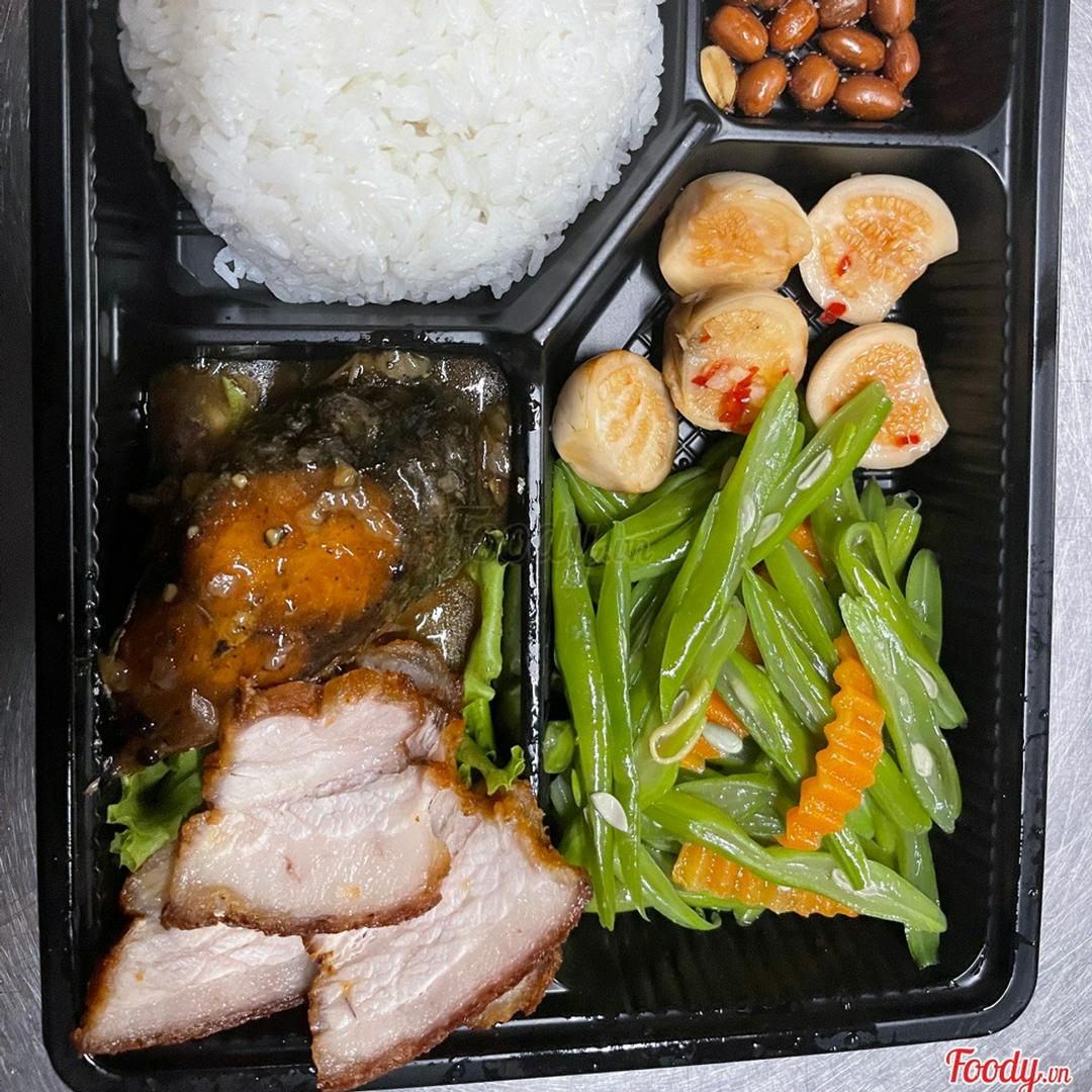 com-thit-quay-ca-sot-tieu