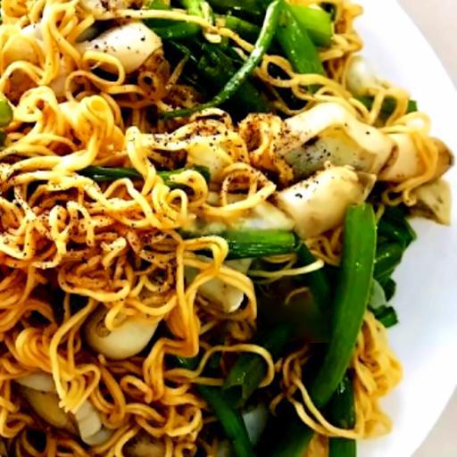 mi-xao-oc-mong-tay-rau-muong