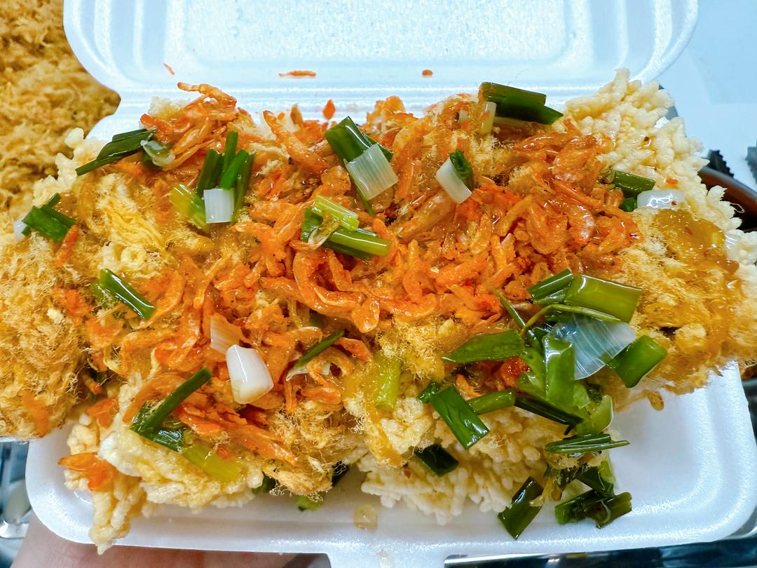 Cơm Cháy Mỡ Hành Chà Bông Ruốc