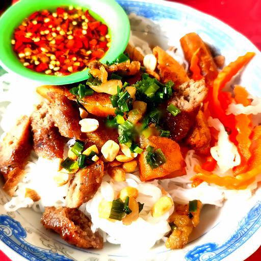 bun-thit-nuong-cha-gio