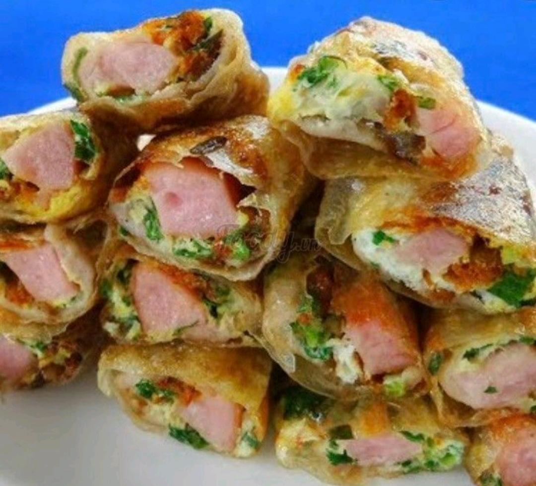 banh-trang-chien-xuc-xich