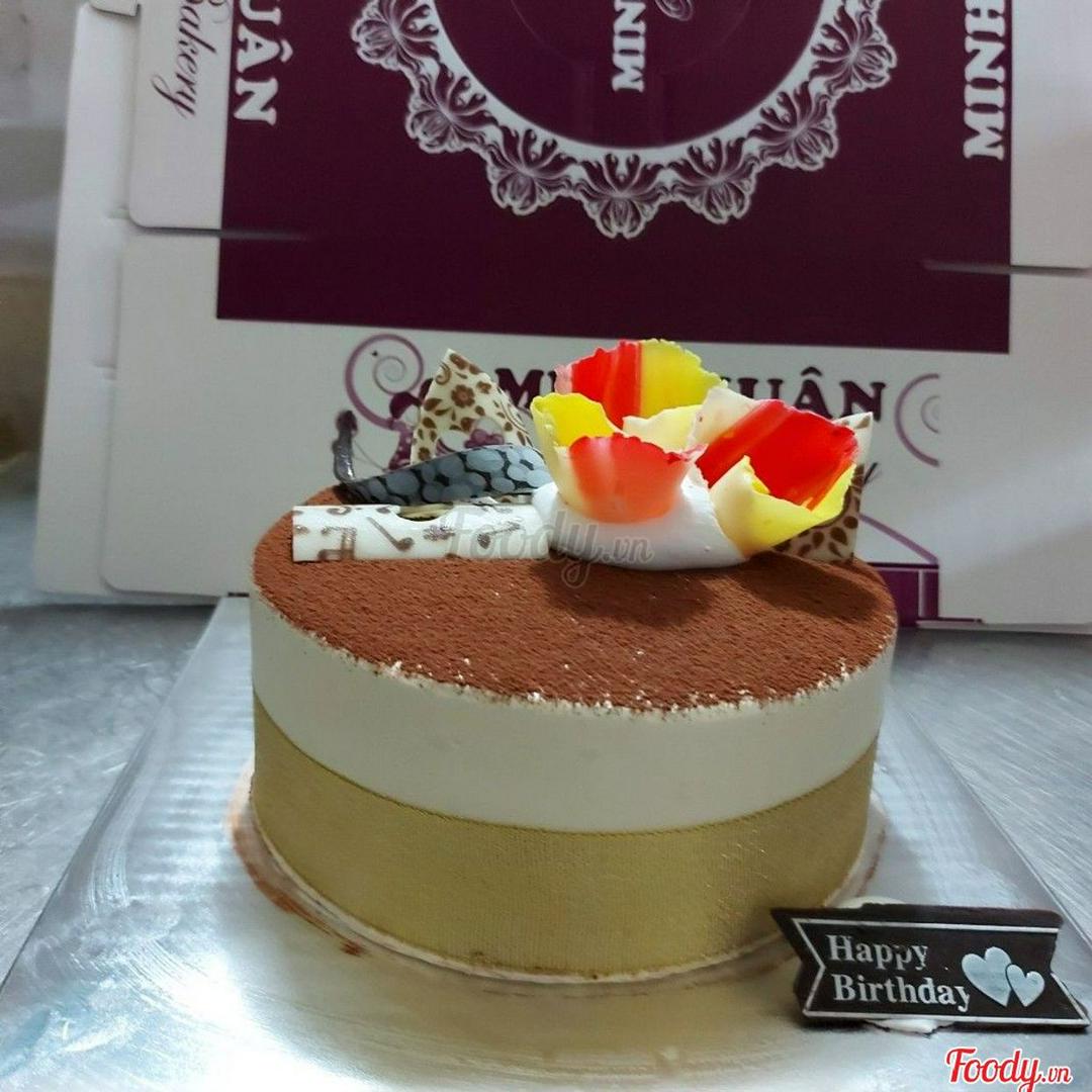 banh-kem-tiramisu-vua