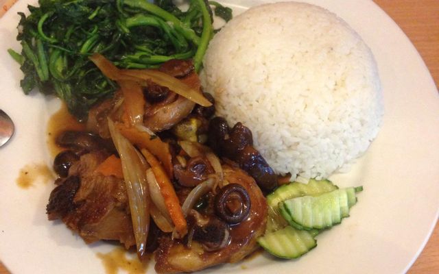 com-81-com-van-phong-cafe-tran-quoc-toan