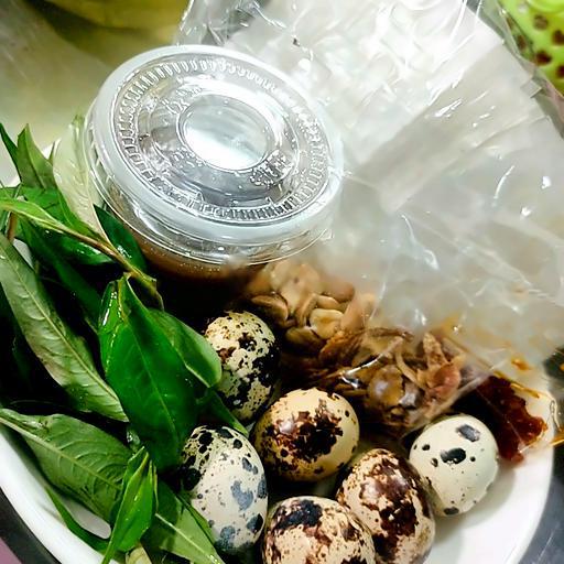 banh-trang-cham-sot-me