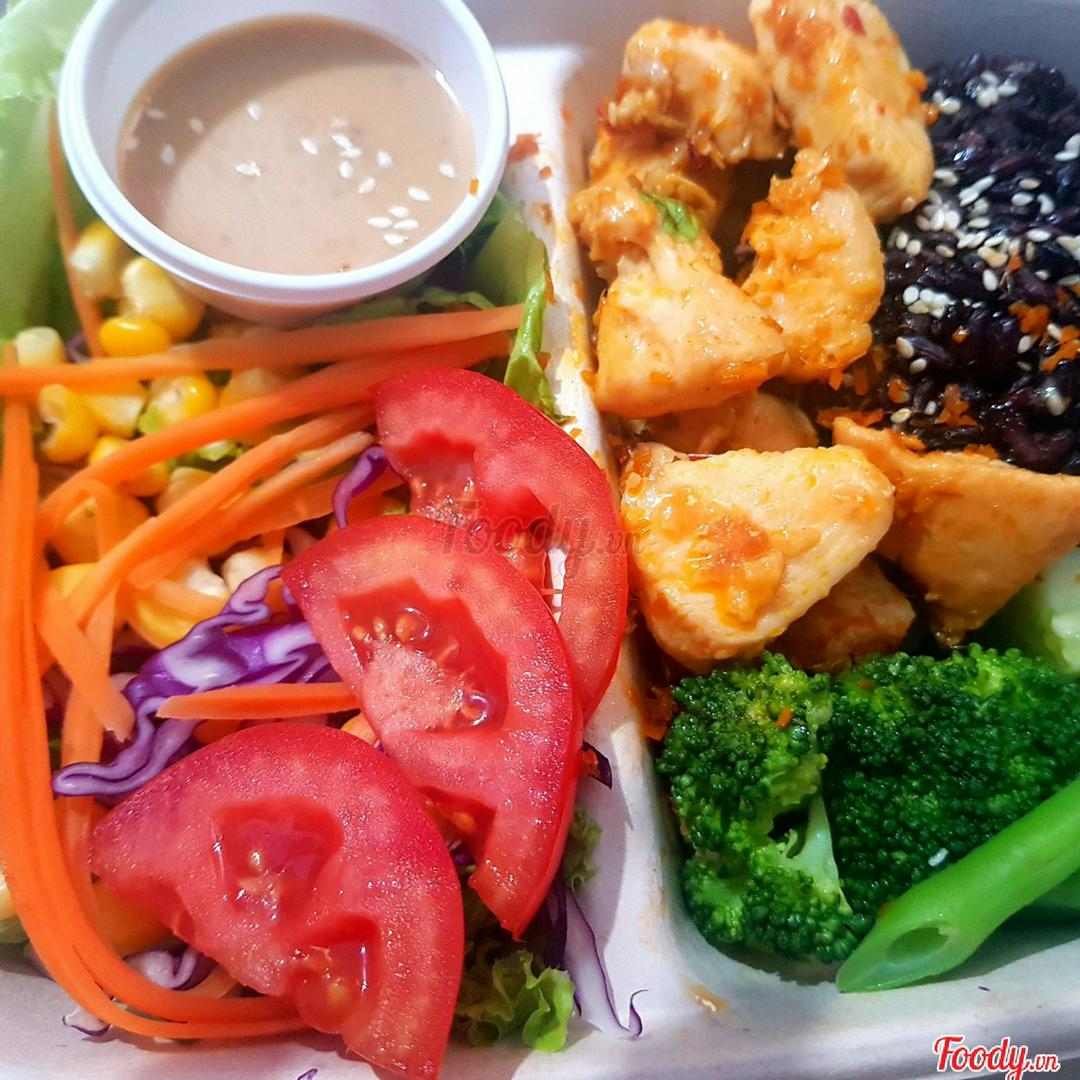 com-gao-lut-ga-sot-bbq-cay