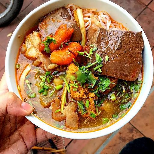 bun-bo-hue-suat-ac-biet