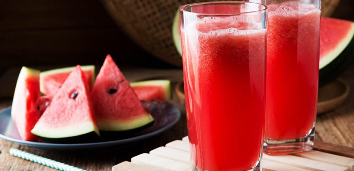 sinh-to-quan-8-nuoc-ep-tra-trai-cay-tran-van-thanh