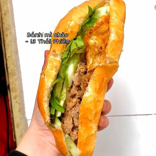 banh-mi-kep-pate-trung