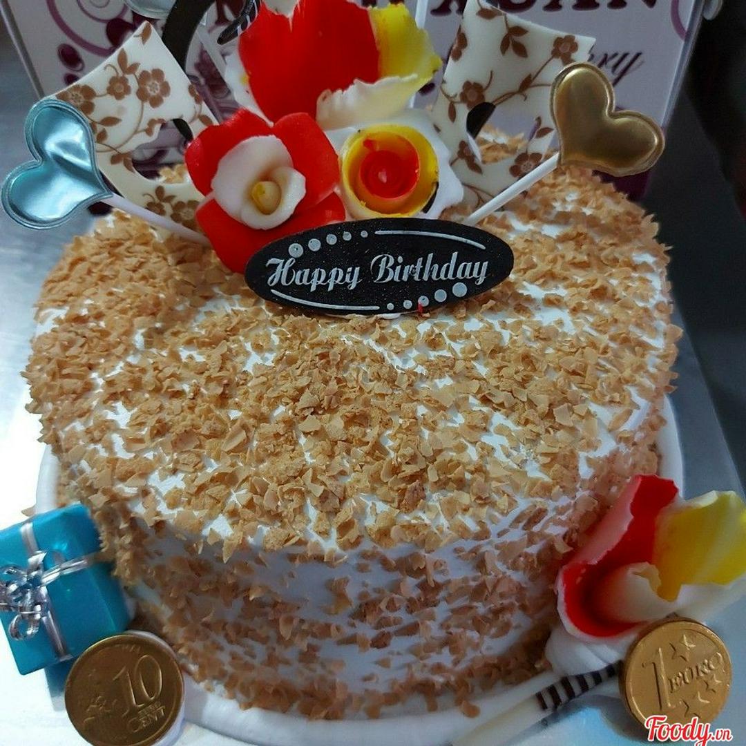 banh-kem-ngu-coc-lon