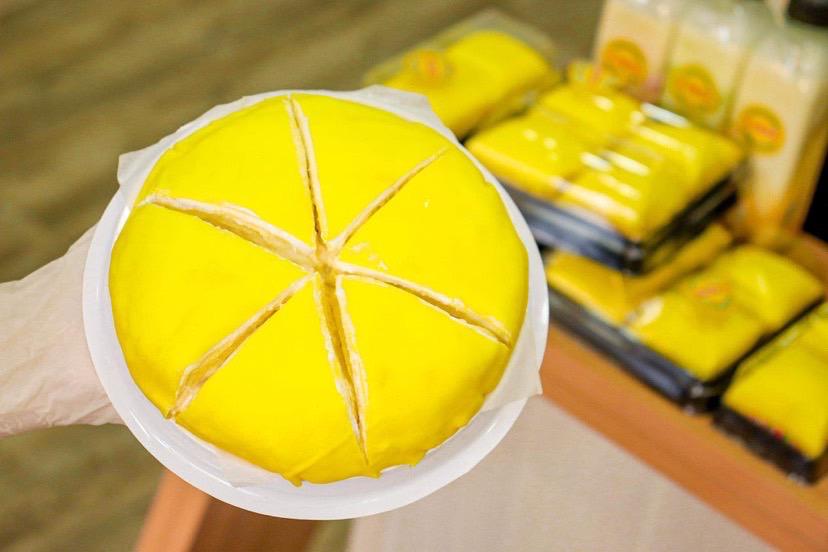 banh-sau-rieng-ngan-lop-o-12cm-450gr