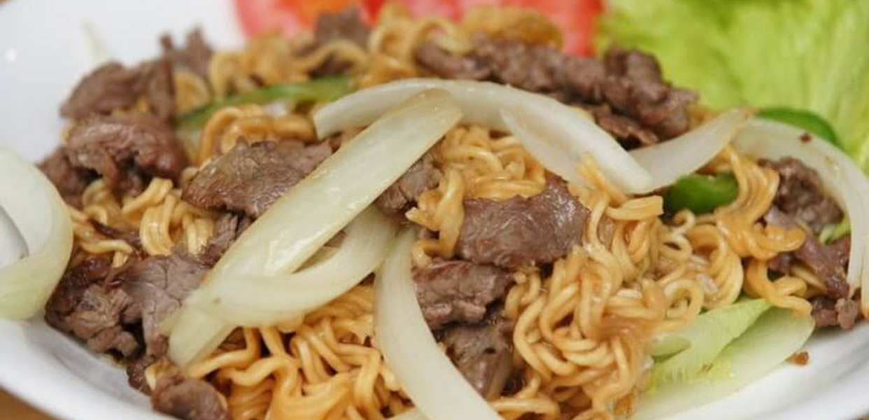 Quán-Mỹ---Mì-Xào-Bò-&-Nui-Xào-Bò---Pasteur