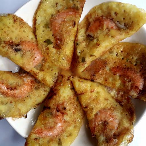 banh-xeo-tom-thit-01-chai-coca-cola