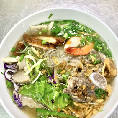 hu-tieu-thit-nac-bo-vien