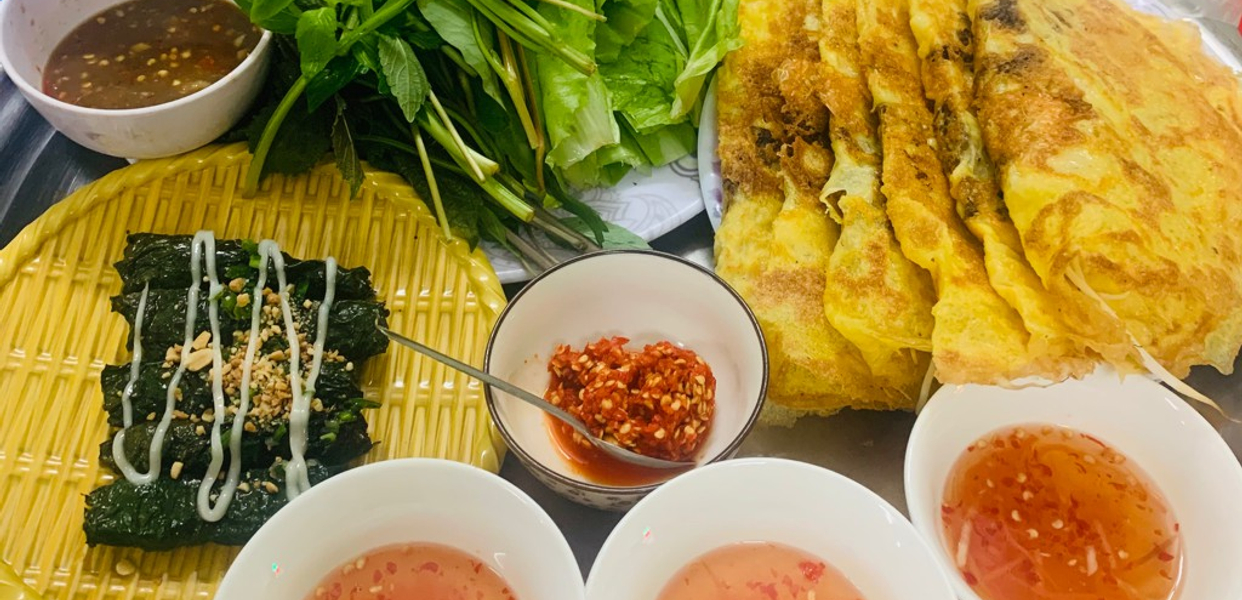 Bánh-Xèo-Giòn-Giòn---Bò-Nướng-Lá-Lốt-Mỡ-Chài---Hồ-Thị-Kỷ