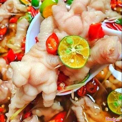 chan-ga-rut-xuong-ngam-sa-tac-phan-lon