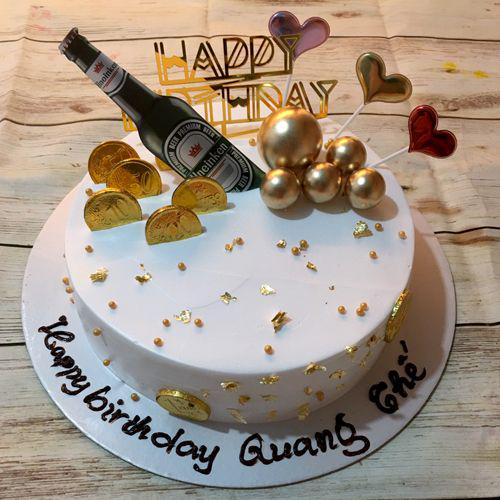 banh-kem-gan-hinh-chai-bia