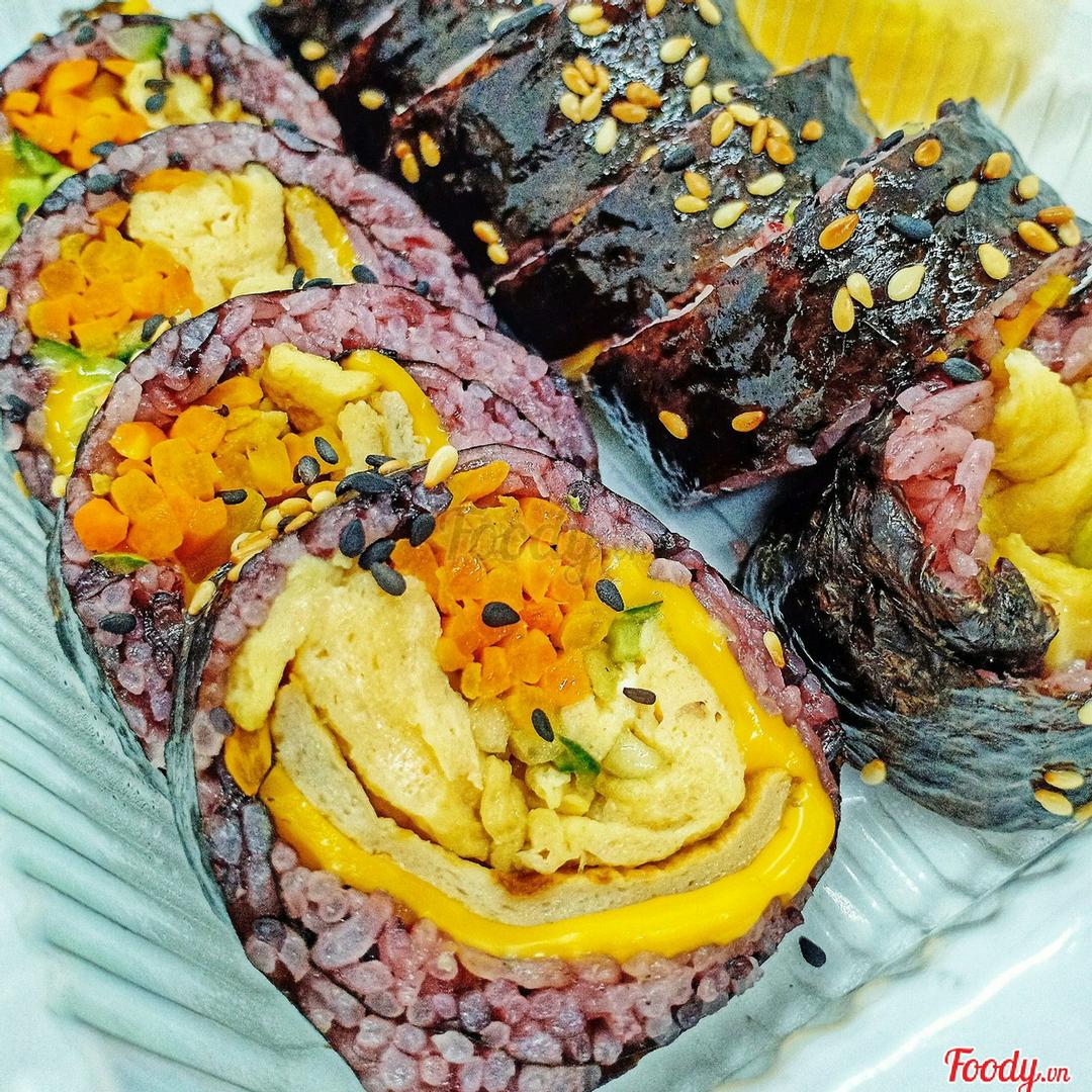kimbap-trung-pho-mai
