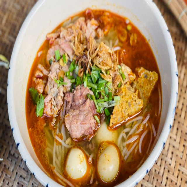 chu-bun-bun-rieu-ak-lak-phan-van-tri