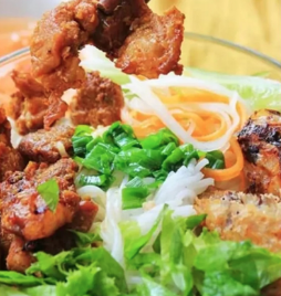 bun-thit-nuong-yen-map-ap-chien-luoc