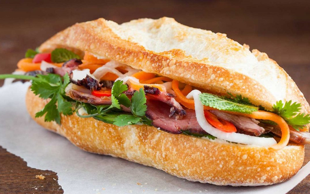 banh-mi-ha-noi-nguyen-lan-phan-van-tri