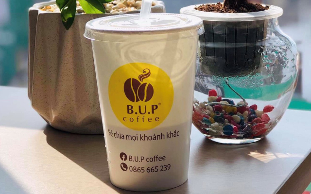 ca-phe-tra-trai-cay-bup-hoang-van-thu