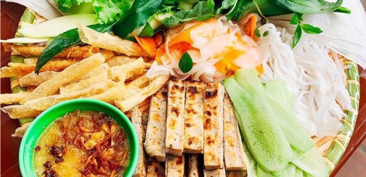 nem-nuong-co-ba-nha-trang-la-thanh