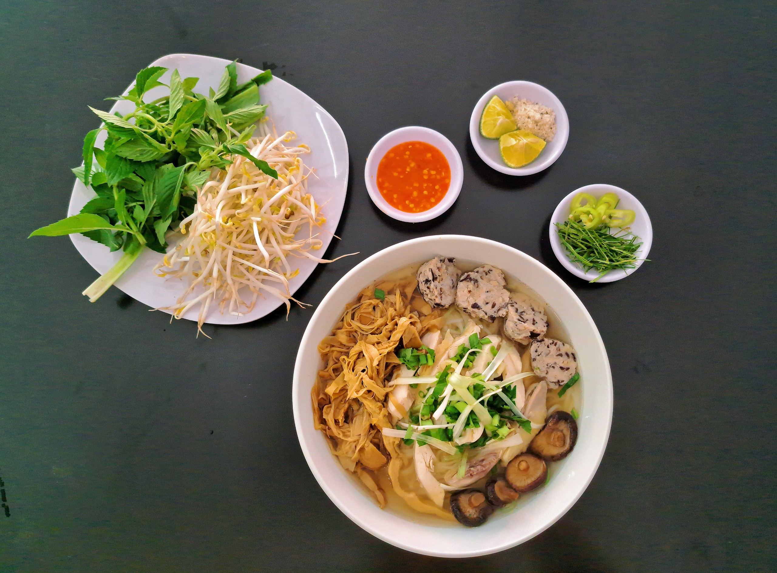 pho-ga-pho-co-nguyen-gia-tan-son-nhi