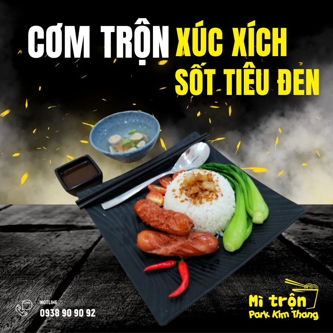 com-tron-xuc-xich-uc-xong-khoi
