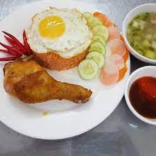 com-ga-sot-cay-nong-trung-op