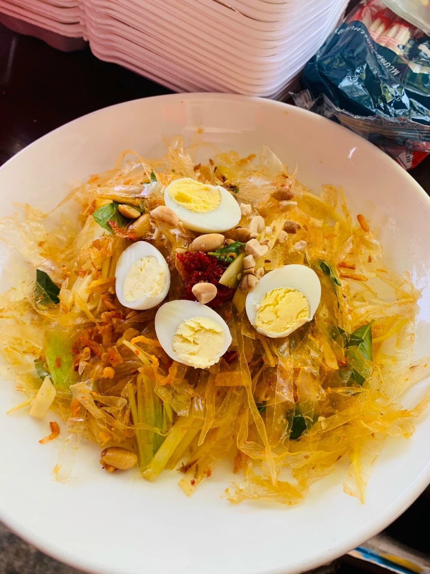 phuong-lun-banh-trang-tron-an-vat-uong-48