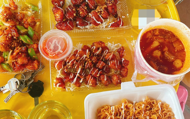 Gà-Mơ---Gà-Rán-&-Bánh-Gạo---Phạm-Hùng