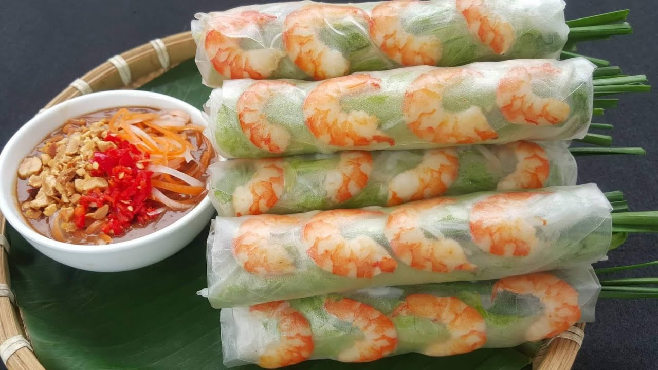 Tiệm-Nhà-Dâu---Gỏi-Cuốn-Tôm-Thịt-&-Phở-Cuốn---Vũ-Tông-Phan